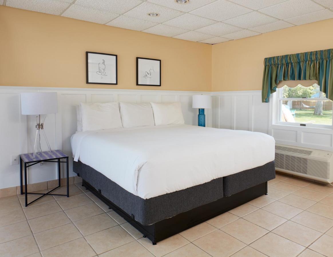 Breezeway Boutique Hotel Westerly Exterior photo