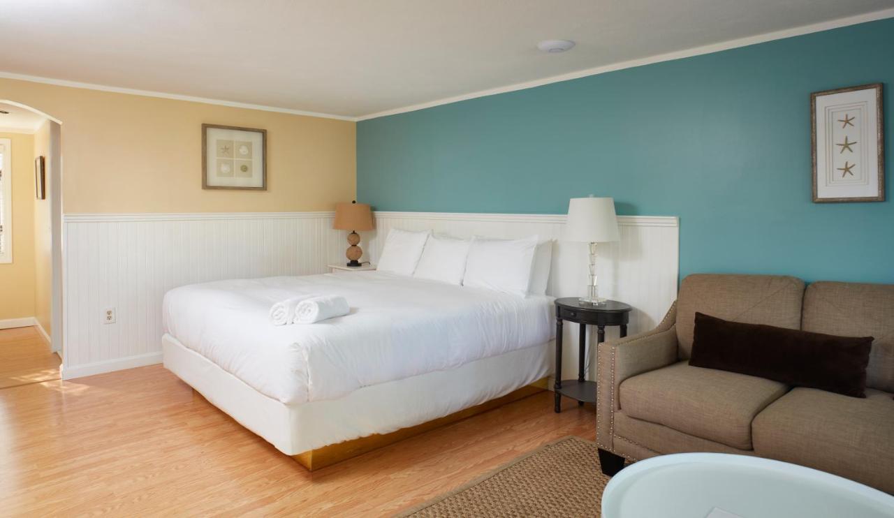 Breezeway Boutique Hotel Westerly Exterior photo