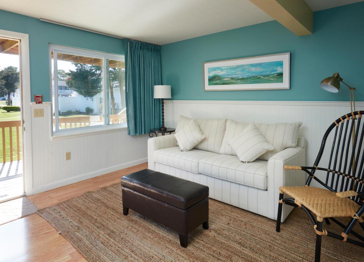 Breezeway Boutique Hotel Westerly Exterior photo