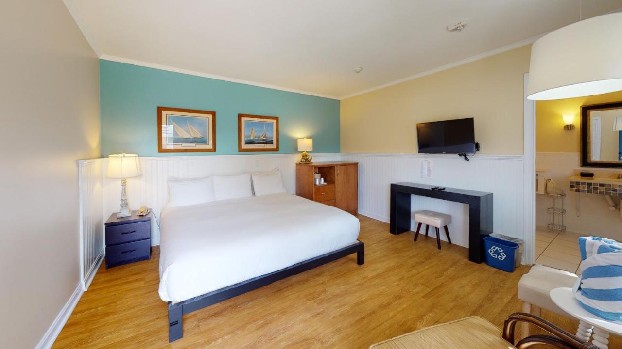 Breezeway Boutique Hotel Westerly Exterior photo