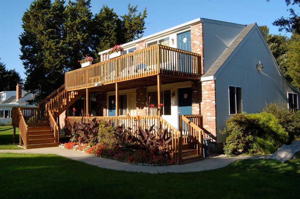 Breezeway Boutique Hotel Westerly Exterior photo